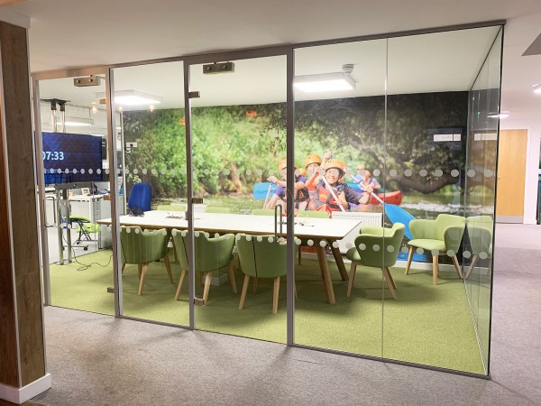 Vanstone Building & Consultancy (Ross-on-Wye, Herefordshire): Glass Meeting Room Using Acoustic Laminated Glazing