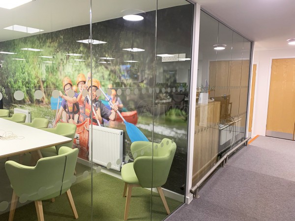 Vanstone Building & Consultancy (Ross-on-Wye, Herefordshire): Glass Meeting Room Using Acoustic Laminated Glazing