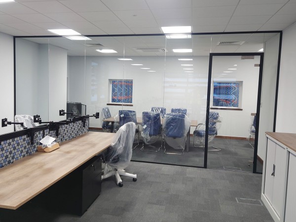 Virtue Ltd (Northampton, Northamptonshire): Counter Top Glass Screens and Office Partitions