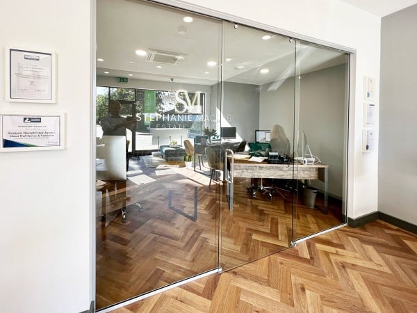 Wall & Macnab Ltd (Liverpool, Merseyside): Frameless Glass Office Doors