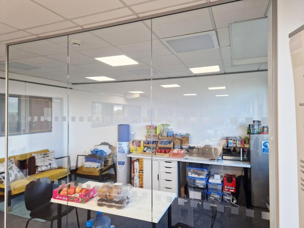 Waltlabs.io (Letchworth Garden City, Hertfordshire): Frameless Glass Corner Offices