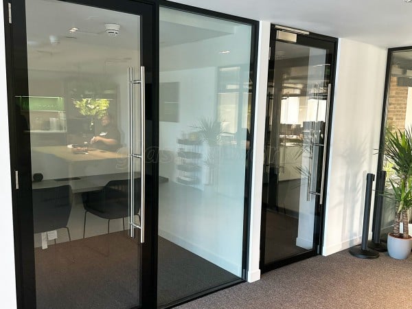 Double Glazed Frameless Glass Office Partitioning