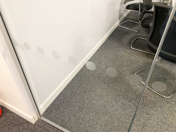 Wizu Workspace (Glasgow, Lanarkshire): Glass Corner Office With Frameless Glass Door