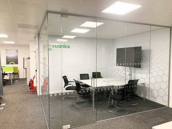 Wizu Workspace (Glasgow, Lanarkshire): Glass Corner Office With Frameless Glass Door