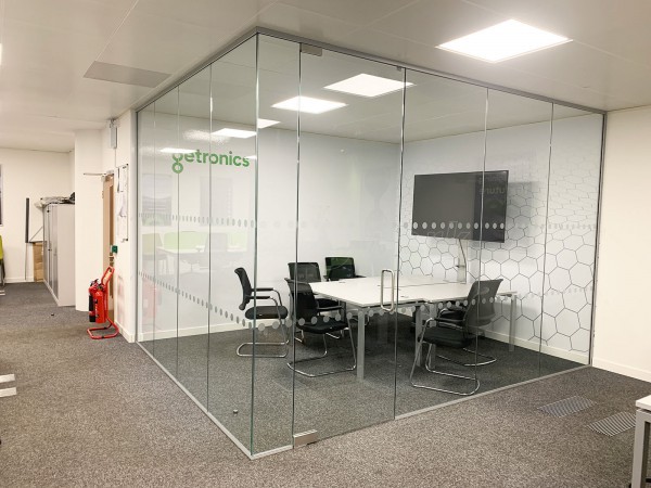 Wizu Workspace (Glasgow, Lanarkshire): Glass Corner Office With Frameless Glass Door