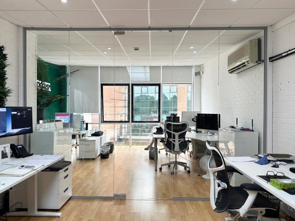 Wordcomm (Kingston upon Thames, Surrey): Frameless Glass Office Partition