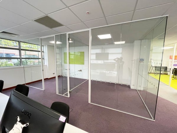 Workspace 365fm (Canary Wharf, London): Multiple Glass Partition Offices