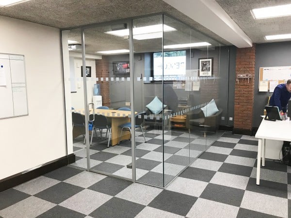 Single Glazed Frameless Glass Office Partitioning