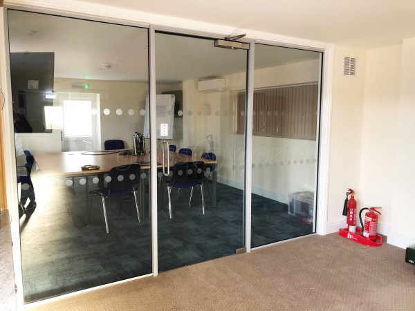 Chambers Southern Ltd (Worlds End, Hampshire): Two Acoustic Glass Partitions With Door