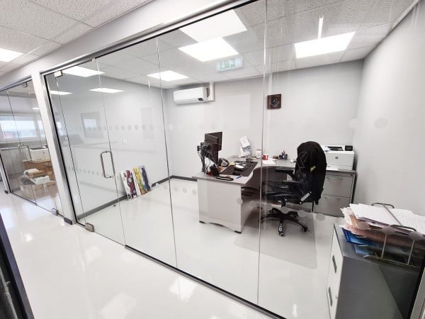 Single Glazed Frameless Glass Office Partitioning