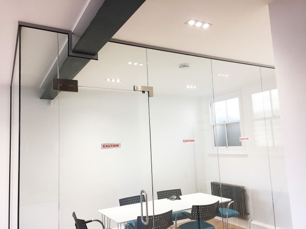 Alexander Oliver Construction Ltd (Hove, Brighton): Glass Corner Office Partition