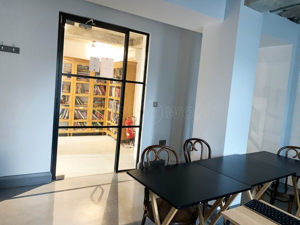 The Burlington School of English (Wandsworth, London): Industrial-Style Toughened Glass Doors With Black Frame