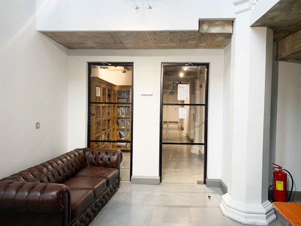 The Burlington School of English (Wandsworth, London): Industrial-Style Toughened Glass Doors With Black Frame