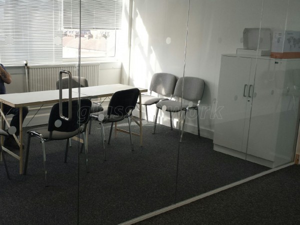 Costain Group PLC (Tonbridge, Kent): Glass Partition Walls