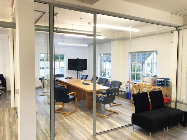 Dajon Accounts (Orpington, London): Large Corner Room Toughened Glass Office Partition