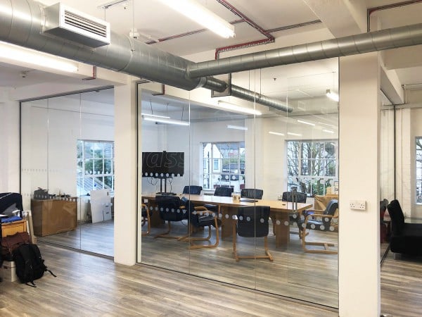 Dajon Accounts (Orpington, London): Large Corner Room Toughened Glass Office Partition