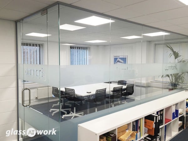 DarntonB3 Architecture (Loughborough, Leicestershire): Glass Partitioning