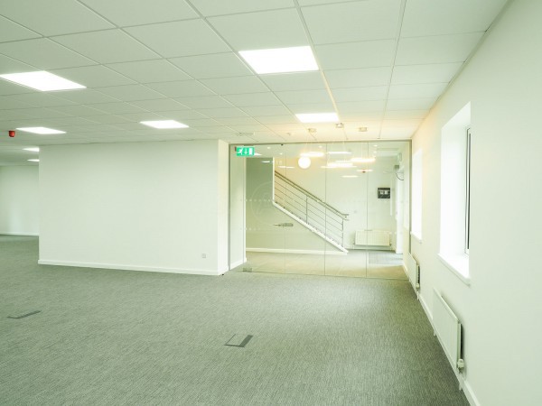 Deltabravo (Gloucester, Gloucestershire): Toughened Glass Office Wall With Frameless Door and Lockset