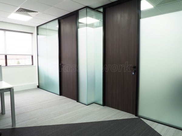 Double Glazed Frameless Glass Office Partitioning