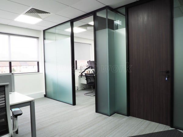 Double Glazed Frameless Glass Office Partitioning