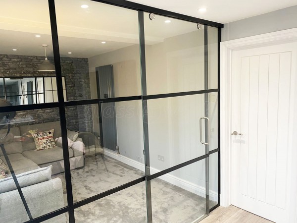 Domestic Project (Aylesbury, Buckinghamshire): T-Bar Glass Room Divider With Sliding Door For Aylesbury Home