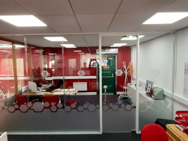 Discount Vehicle Lettering Company (Washington, Tyne and Wear): Double Glazed Glass Partitions With Soundproof Glass