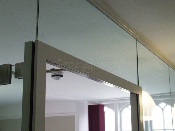 Environment Agency (Maidstone, Kent): Inline Wall Glass Office Partitioning