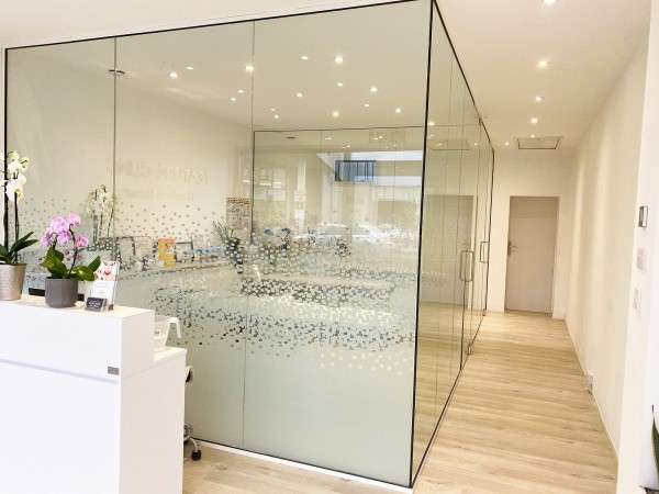 Feature Clinic (Welling, Kent): Glass Treatment Rooms With Glazed Separation Wall