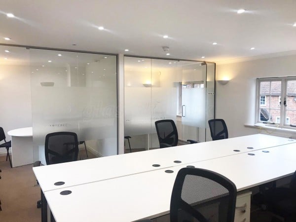 Single Glazed Frameless Glass Office Partitioning