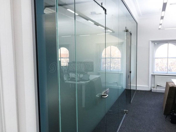 Holy Trinity Brompton (Kensington, London): Glass Meeting Rooms