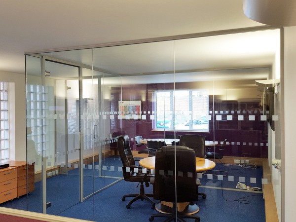 Europa Communications (Beaconsfield, Buckinghamshire): Office Partitioning