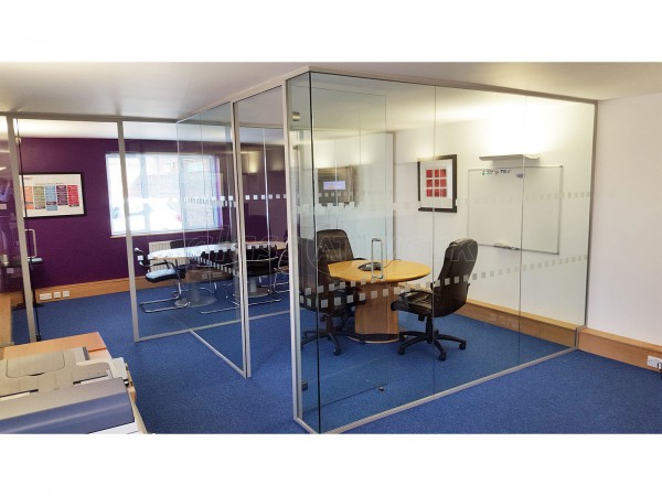 Europa Communications (Beaconsfield, Buckinghamshire): Office Partitioning