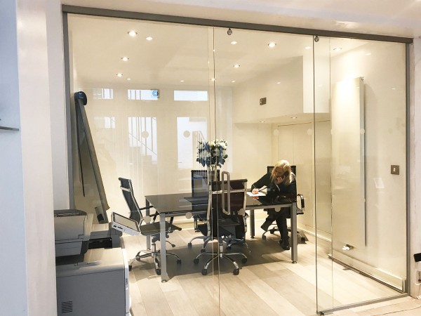 Mobile Homes Sales and Lettings Ltd (Westminster, London): Glass Walls and Doors