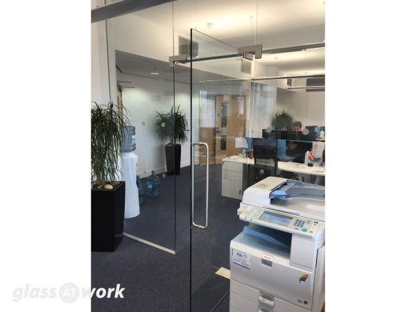 Global Wind Service (Lowestoft, Suffolk): Glass Office Partition