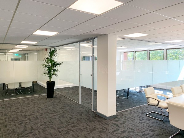 GLX Limited (Norwich, Norfolk): Frameless Glass Meeting Rooms With Soundproofing