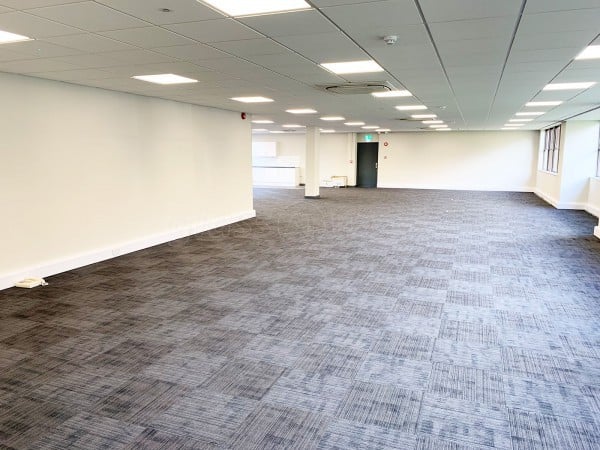 GLX Limited (Norwich, Norfolk): Frameless Glass Meeting Rooms With Soundproofing