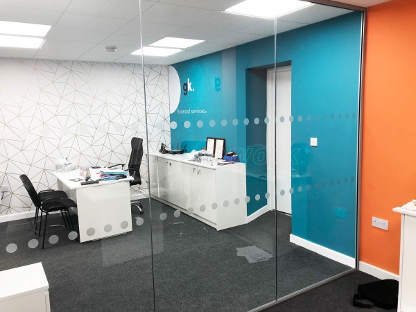 Golden Key Property Ltd (Leamington Spa, Warwickshire): Inline Single Glazed Toughened Glass Partitions