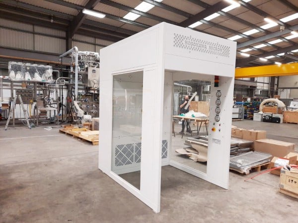 Hosokawa Micron (Runcorn, Cheshire): Laminated Acoustic Glass For a Booth With Soundproofing