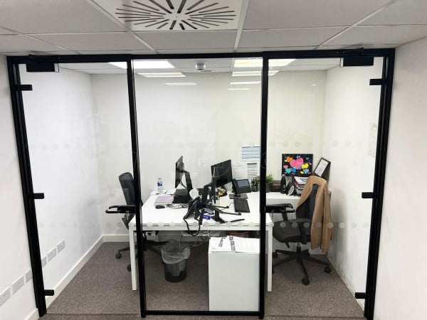 Hart Shoreditch Hotel London (Shoreditch, London): Acoustic Glass Office Partitions