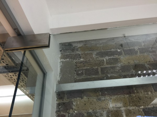 Hutch Games Ltd (Shoreditch, London): Glass Partition & Door