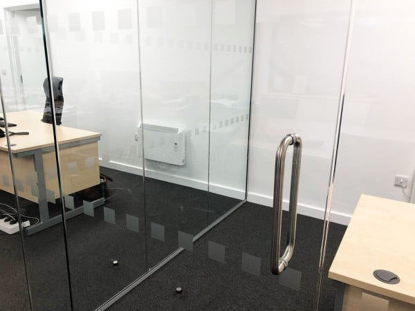Herald Wealth Management (Shrewsbury, Shropshire): Adjoining Frameless Glass Partitioned Offices With Frameless Glass Doors