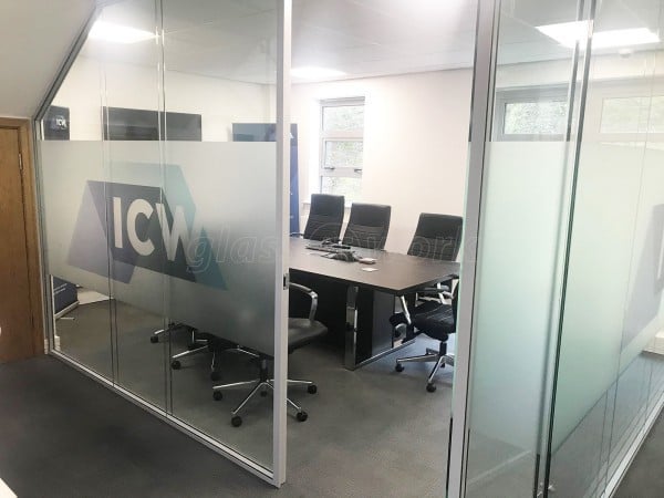 Double Glazed Frameless Glass Office Partitioning