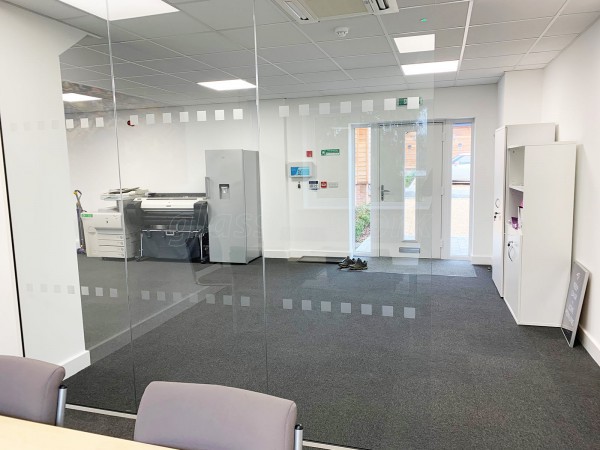 Incat Crowther (Romsey, Hampshire): Toughened Glass Screen Room Divider For Office