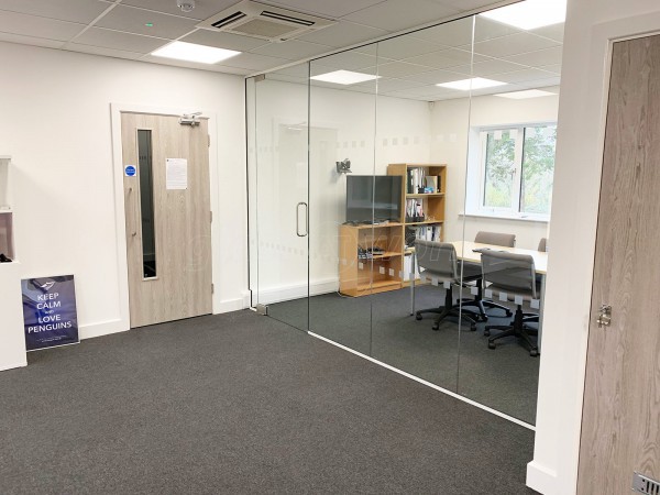 Incat Crowther (Romsey, Hampshire): Toughened Glass Screen Room Divider For Office