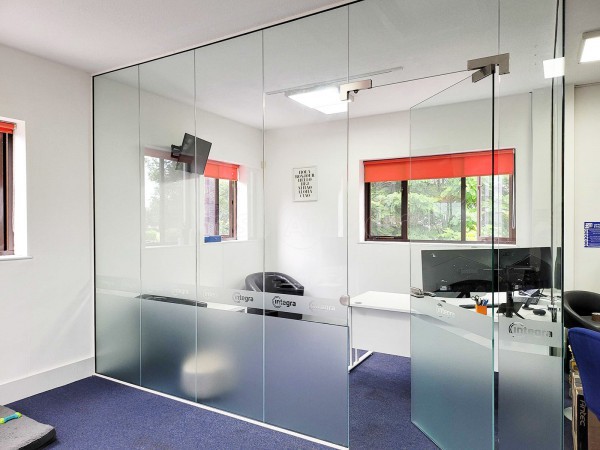 Integra Telecommunications Ltd (Rayleigh, Essex): Frameless Glass Corner Room Workspace