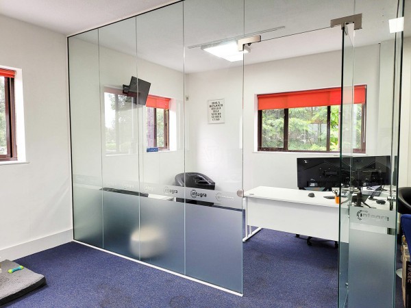 Integra Telecommunications Ltd (Rayleigh, Essex): Frameless Glass Corner Room Workspace