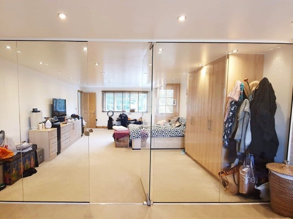 Domestic Project (Uxbridge, Middlesex): Frameless Glass Partition with Frameless Toughened Glass Door