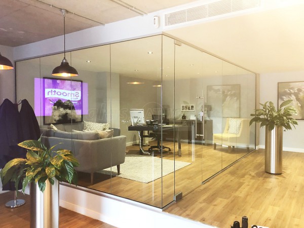 Madison Brook (Lewisham, London): Internal Glass Office Corner Screen