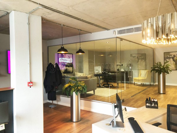 Madison Brook (Lewisham, London): Internal Glass Office Corner Screen