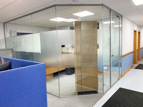 Isoma Limited (Swadlincote, Derbyshire): Laminated Acoustic Glass Corner Room With Logo